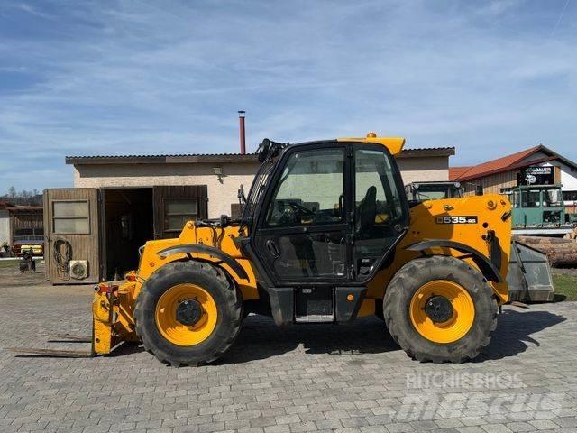 JCB 535-95 テレスコーピックハンドラー
