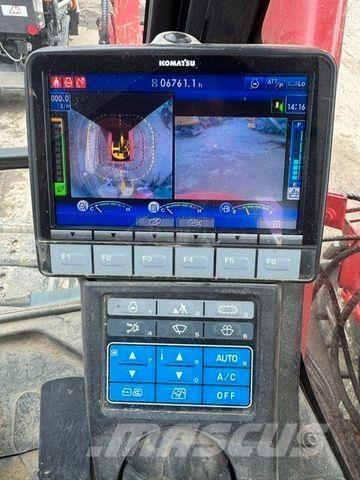 Komatsu 138US-11 大型油圧ショベル12t以上（パワーショベル・ユンボ）