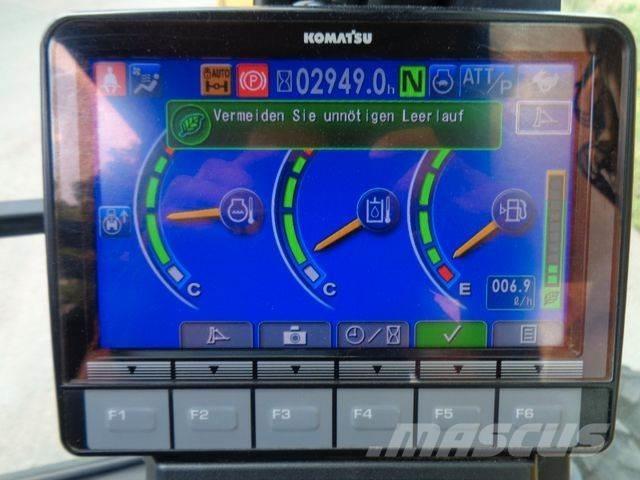 Komatsu PW 160-10 ホイール式油圧ショベル（パワーショベル・ユンボ・バックホー）