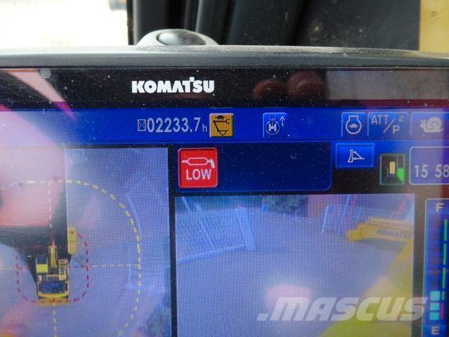 Komatsu PW180-11 ホイール式油圧ショベル（パワーショベル・ユンボ・バックホー）