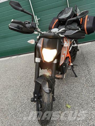 KTM 690 DUKE その他トラック
