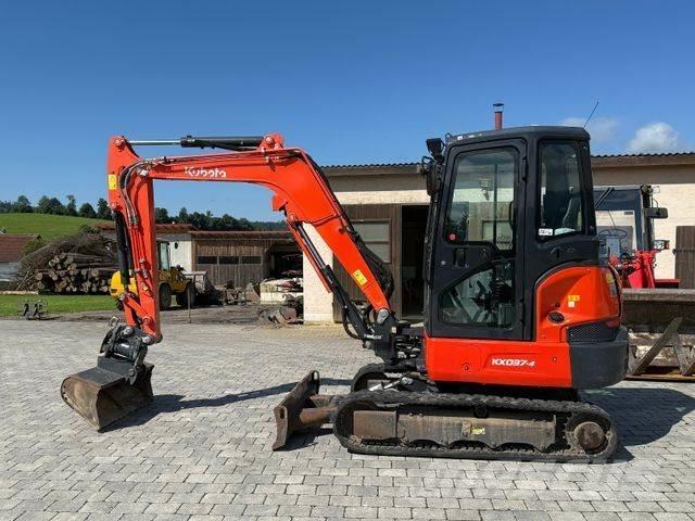 Kubota KX037-4 ミニ油圧ショベル 7t以下（ミニユンボ・ミニディガー）