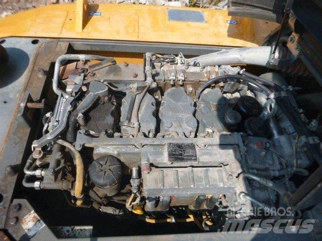 Liebherr R924 LC 大型油圧ショベル12t以上（パワーショベル・ユンボ）