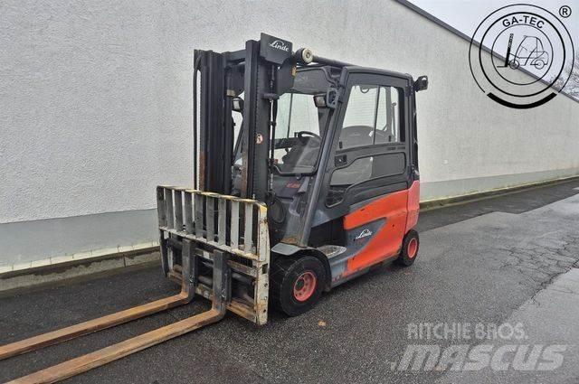 Linde E25/600 HL バッテリーフォークリフト