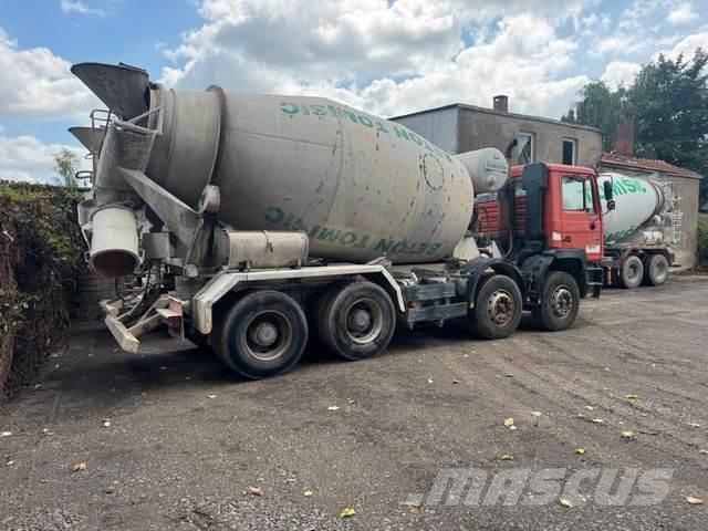 MAN 32.372 8x4 10m³ ミキサー車