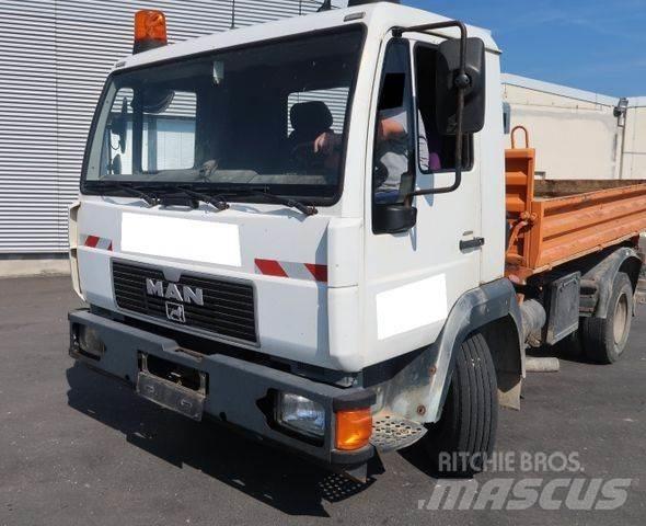 MAN 8.224 FK 4x2 ダンプ