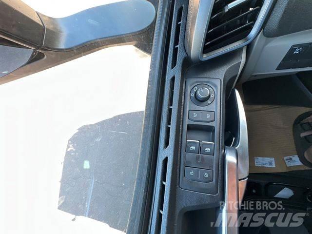 MAN TGS 26.520 6x6 中古トラクターヘッド | トレーラーヘッド