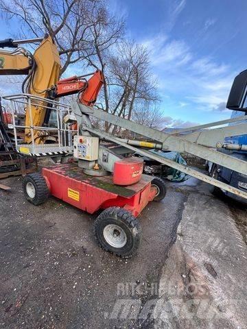 Manitou 120 AE ブームリフト　屈伸型