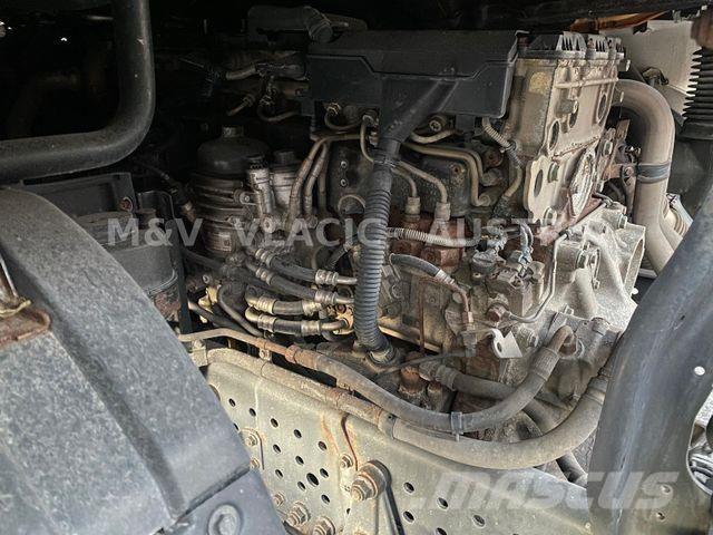 Mercedes-Benz 2542 キャブ付きシャーシ