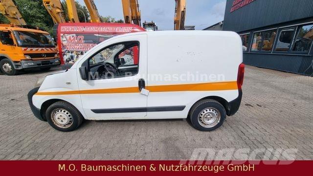 Peugeot Bipper パネルバン