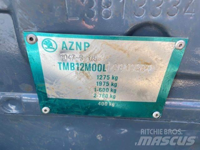 Skoda 125L vin 334 自動車