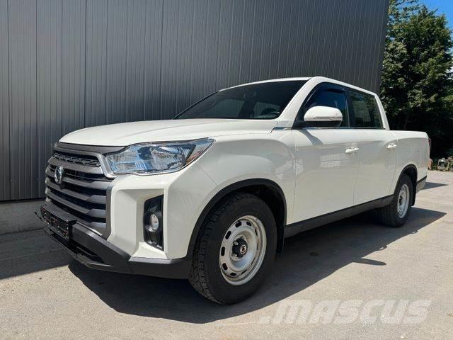 Ssangyong MUSSO ピックアップ／ドロップサイド