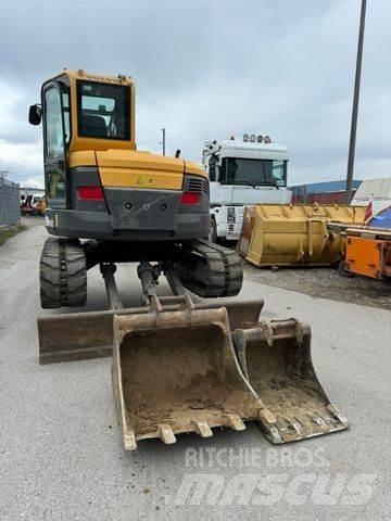 Volvo ECR 88 PLUS 大型油圧ショベル12t以上（パワーショベル・ユンボ）