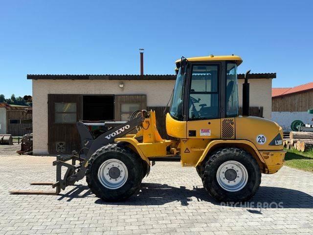 Volvo L30 B Z/X ホイールローダー・タイヤショベル