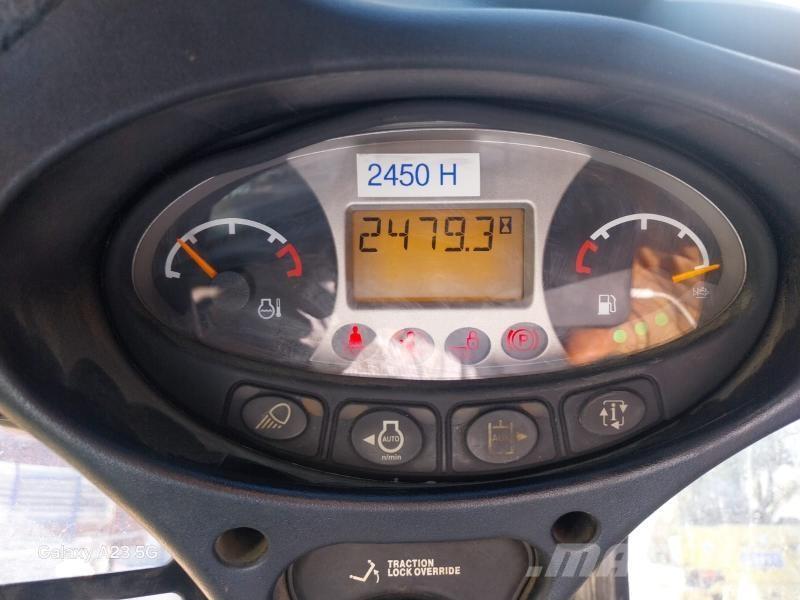 Bobcat T870 ミニローダー