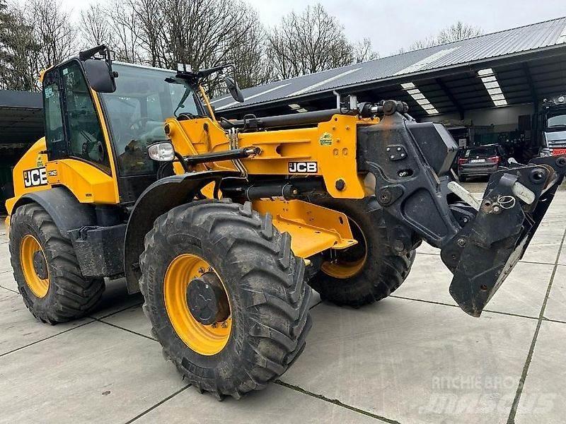 JCB TM 420 テレスコーピックハンドラー