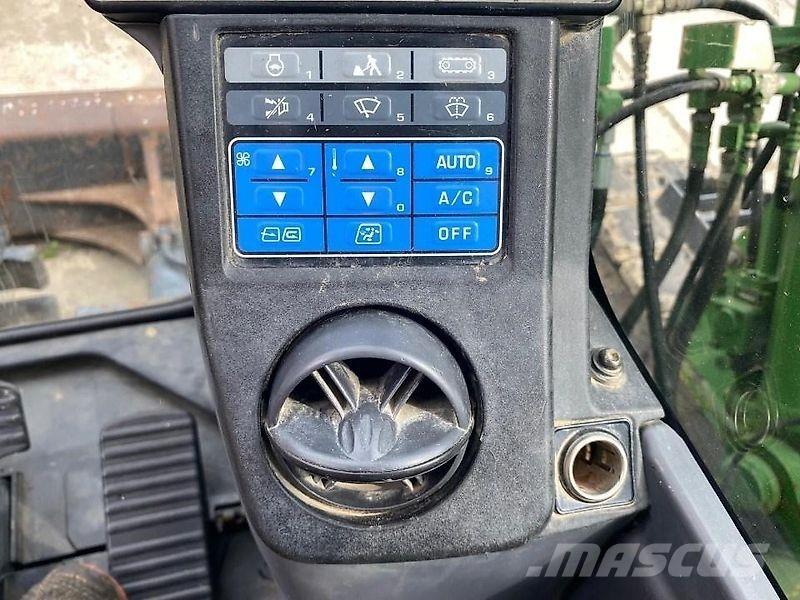 Komatsu PC138-8 大型油圧ショベル12t以上（パワーショベル・ユンボ）