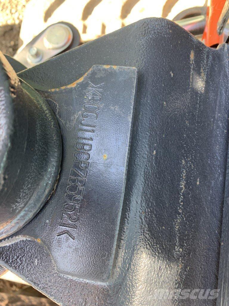 Kubota  大型油圧ショベル12t以上（パワーショベル・ユンボ）