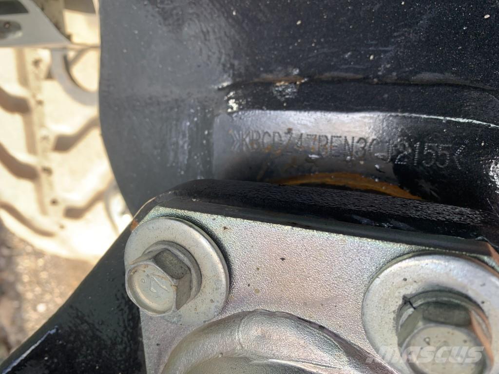 Kubota  大型油圧ショベル12t以上（パワーショベル・ユンボ）