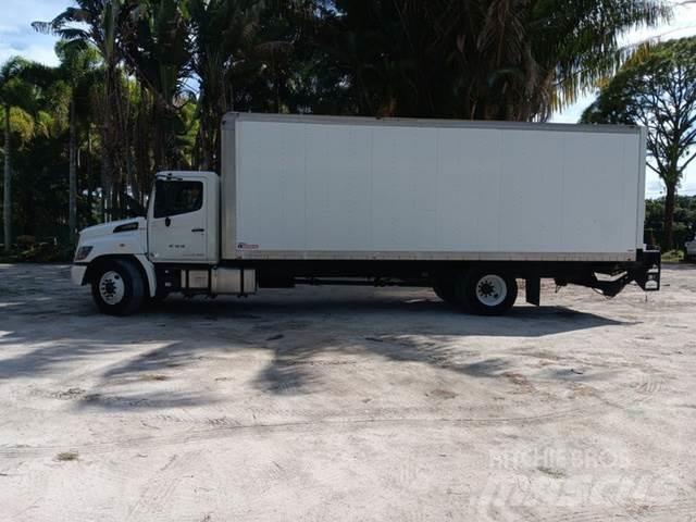 Hino 268 Box Truck パネルバン