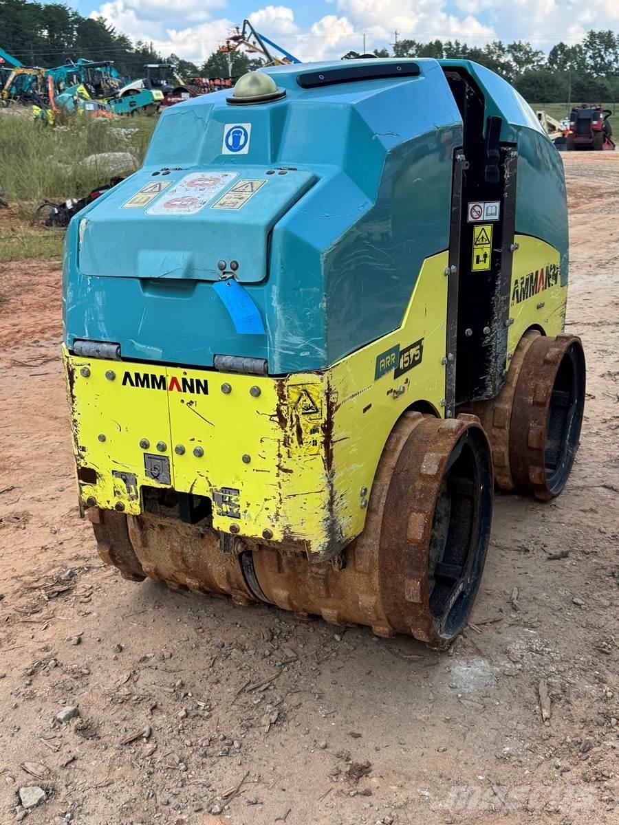 Ammann  ソイルコンパクター