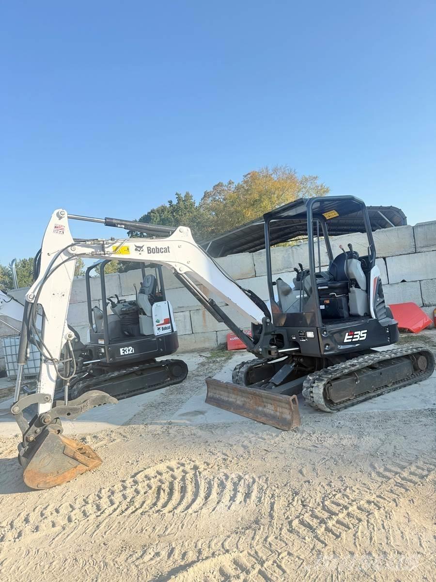 Bobcat E35 ミニ油圧ショベル 7t以下（ミニユンボ・ミニディガー）