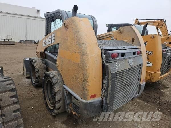 CASE SR240 スキッドステアローダー