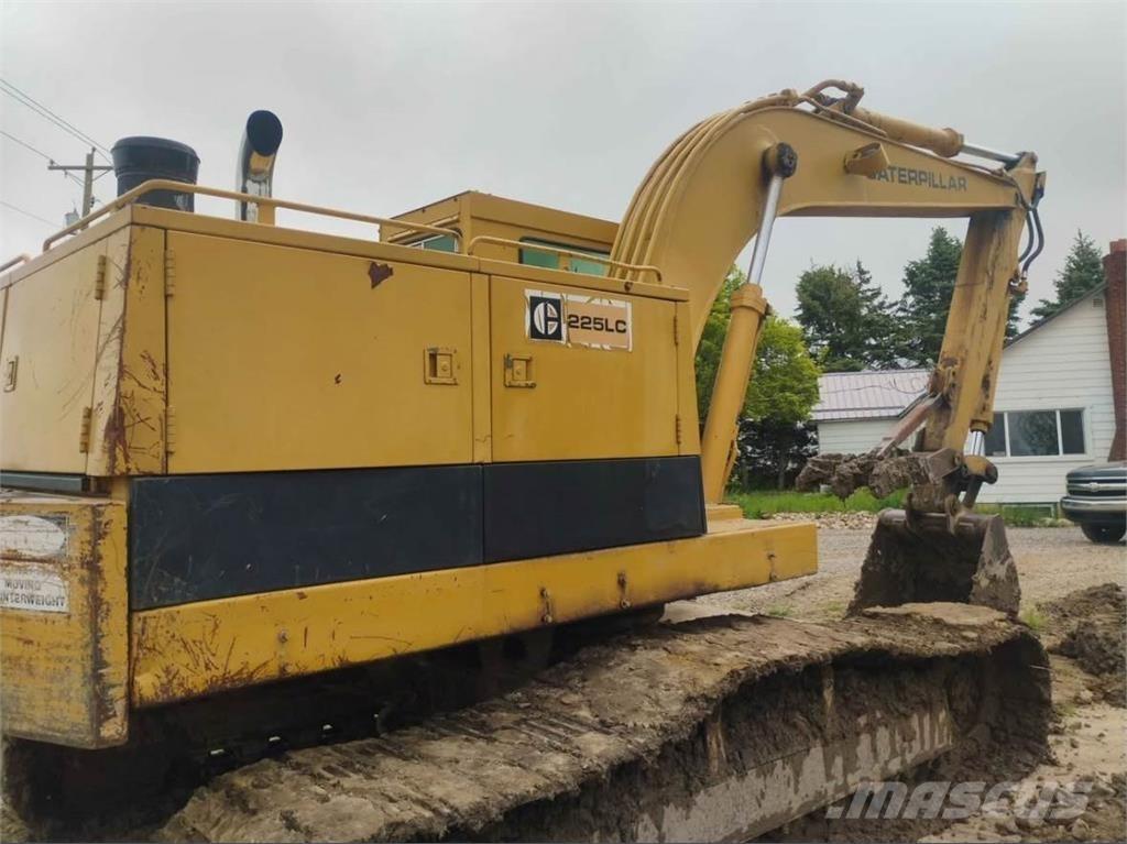 CAT 225 LC 大型油圧ショベル12t以上（パワーショベル・ユンボ）