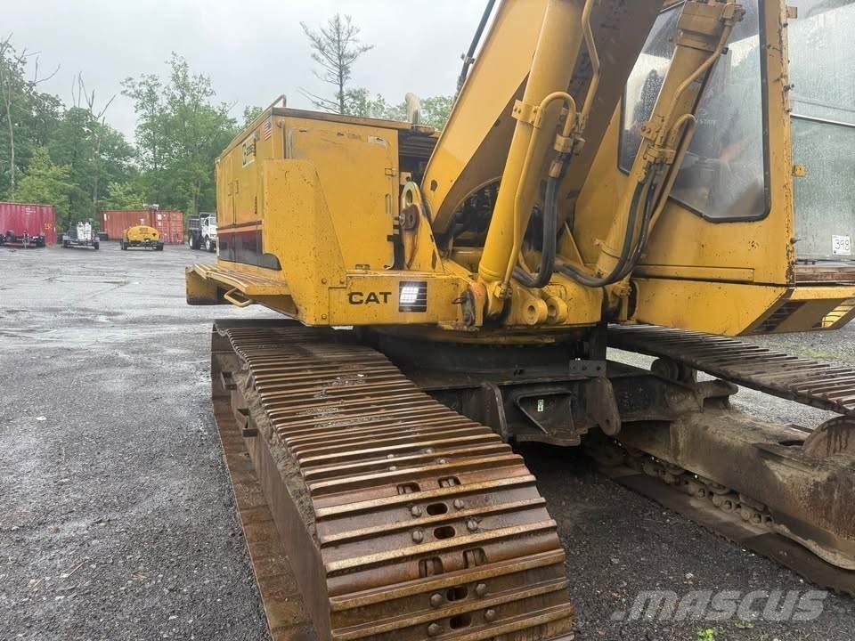 CAT 235B 大型油圧ショベル12t以上（パワーショベル・ユンボ）