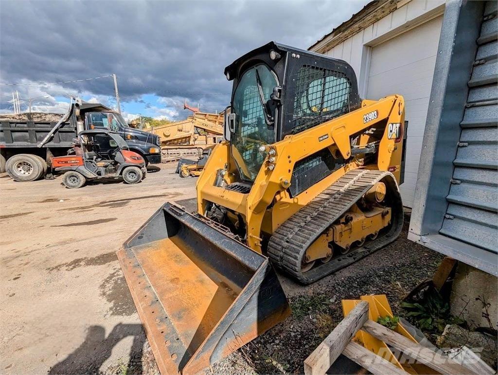 CAT 239D3 スキッドステアローダー
