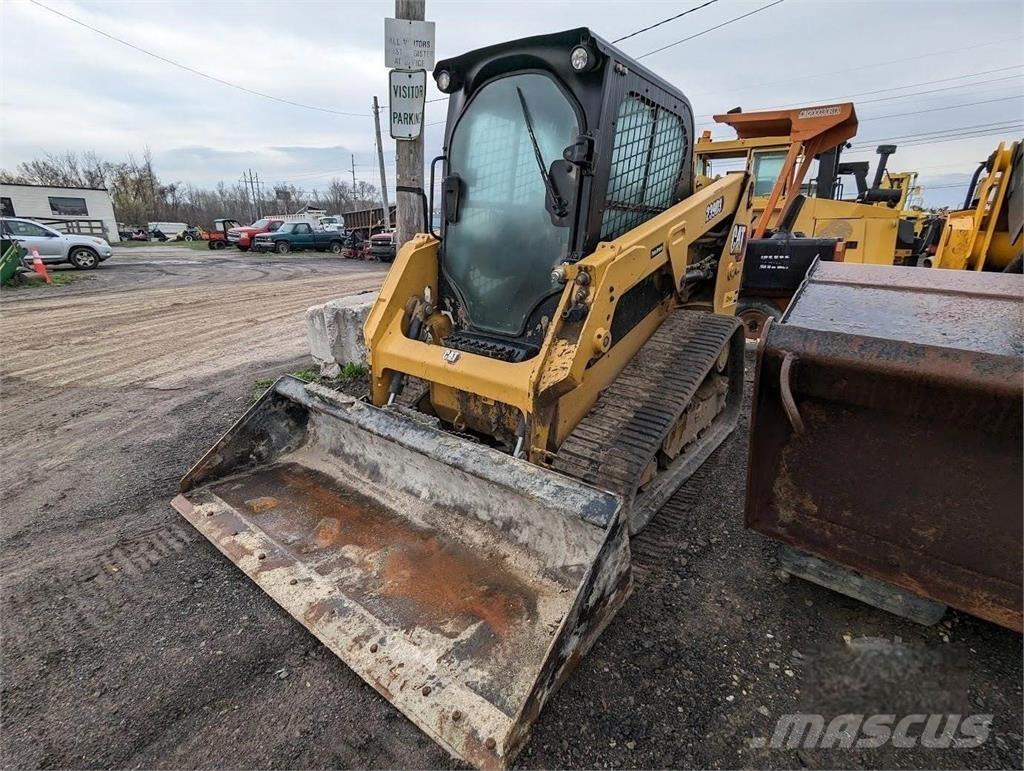 CAT 239D3 スキッドステアローダー