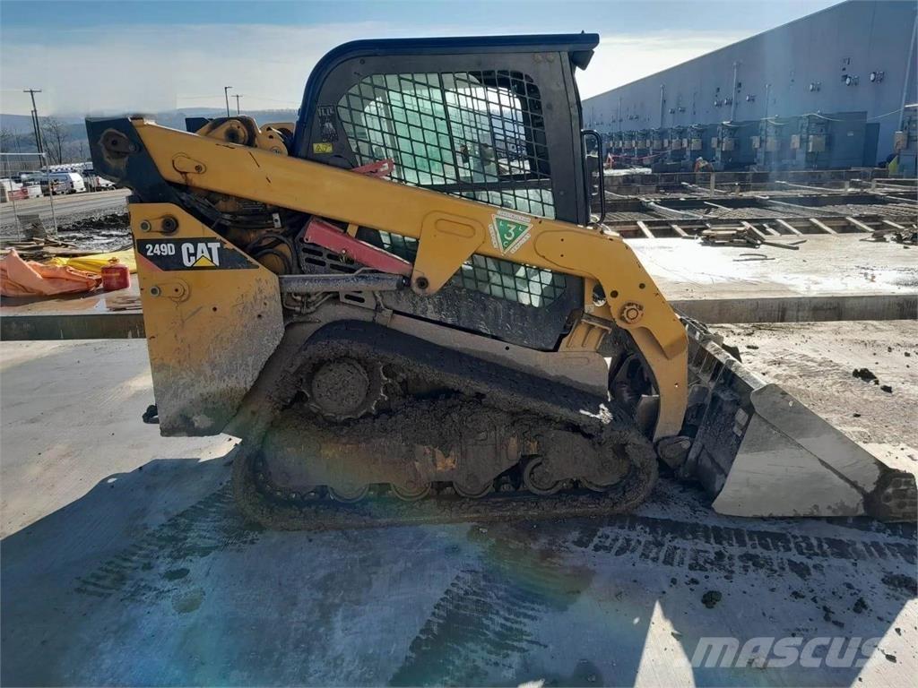CAT 249D スキッドステアローダー
