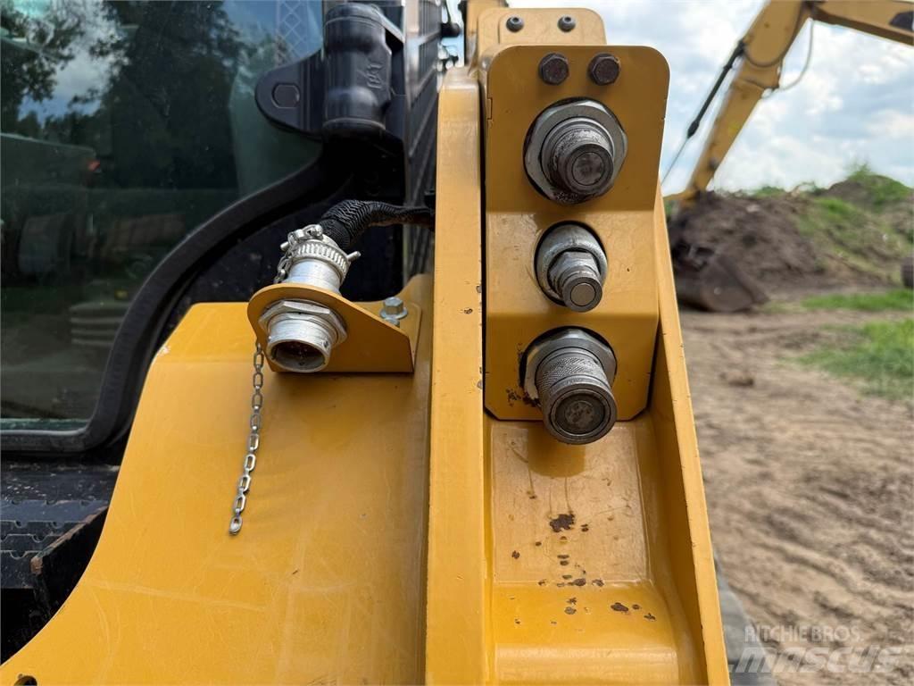 CAT 259D スキッドステアローダー