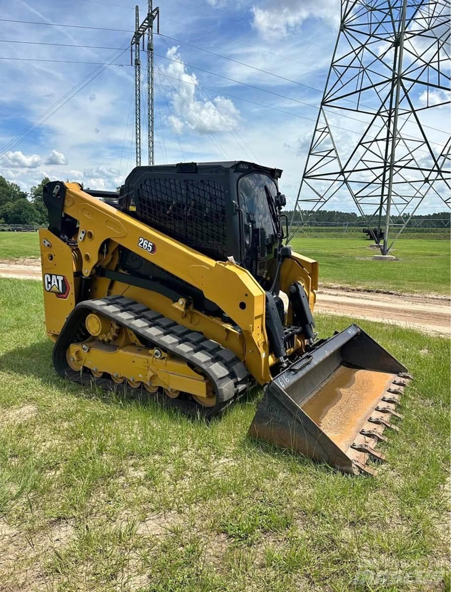 CAT 265 スキッドステアローダー