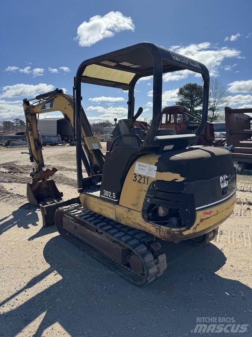 CAT 302.5 ミニ油圧ショベル 7t以下（ミニユンボ・ミニディガー）