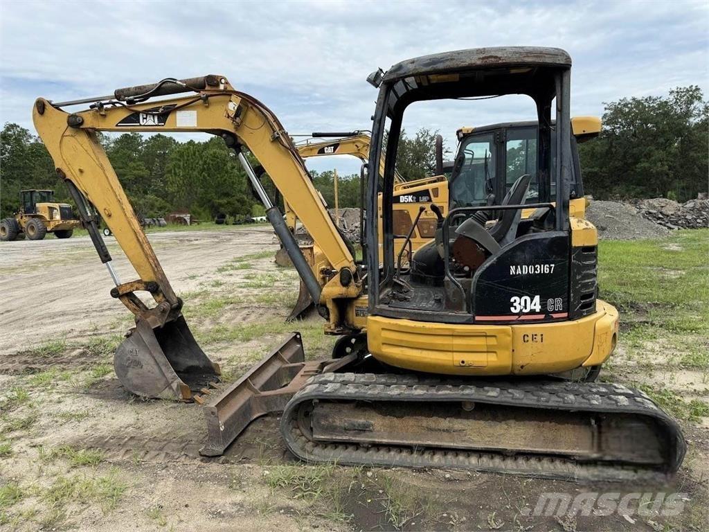 CAT 304 CR ミニ油圧ショベル 7t以下（ミニユンボ・ミニディガー）