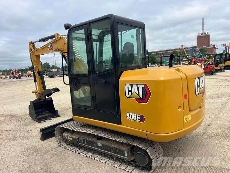 CAT 306E2 ミニ油圧ショベル 7t以下（ミニユンボ・ミニディガー）