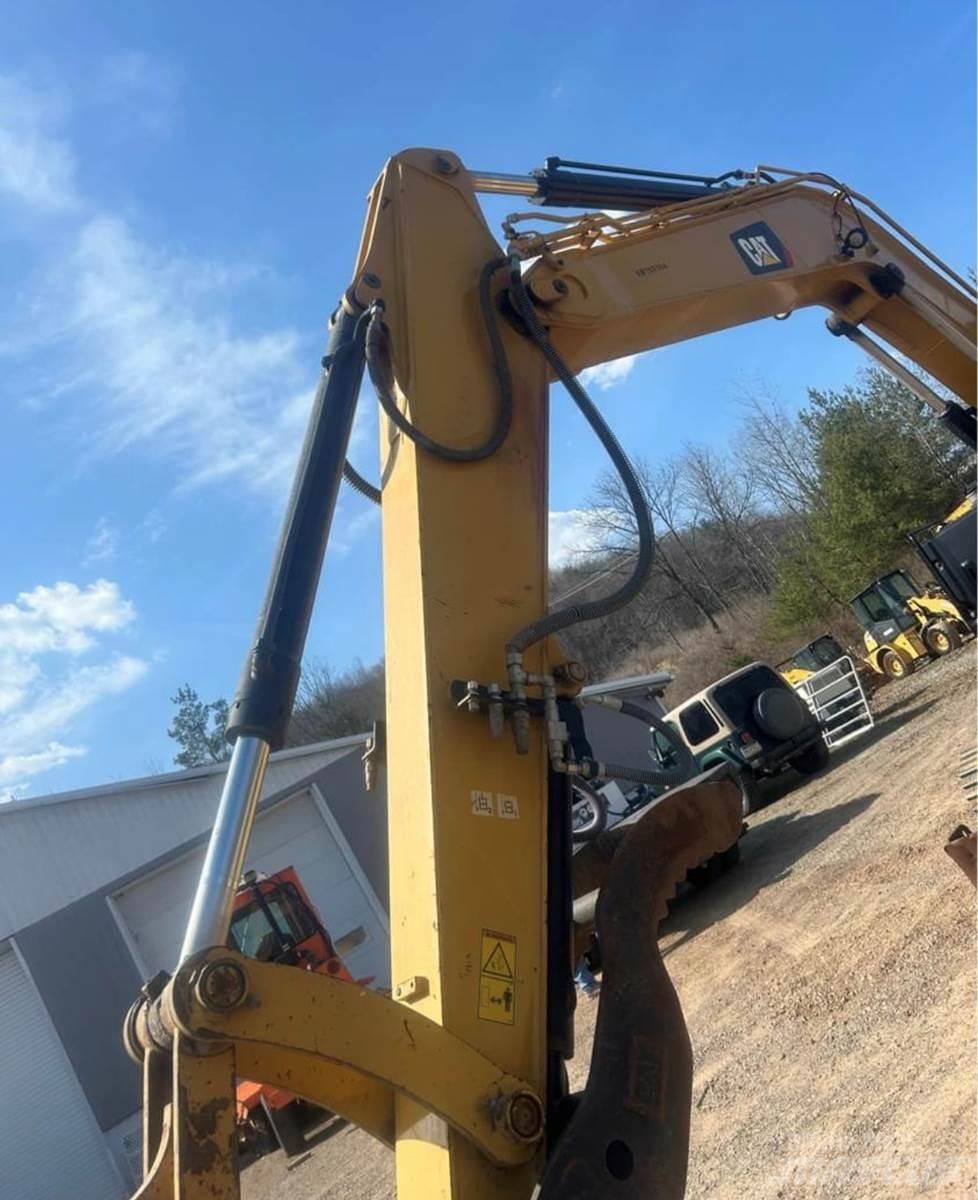 CAT 310 大型油圧ショベル12t以上（パワーショベル・ユンボ）