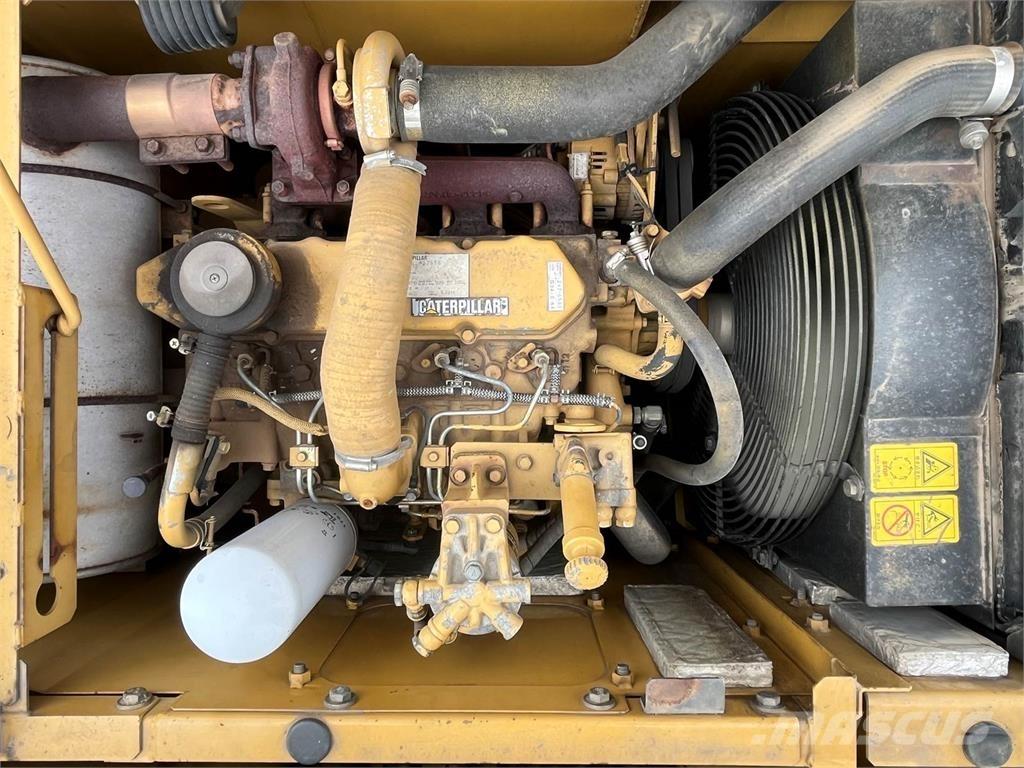 CAT 311C 大型油圧ショベル12t以上（パワーショベル・ユンボ）