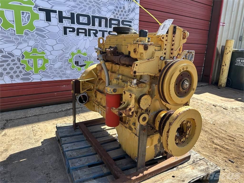 CAT 3126 エンジン