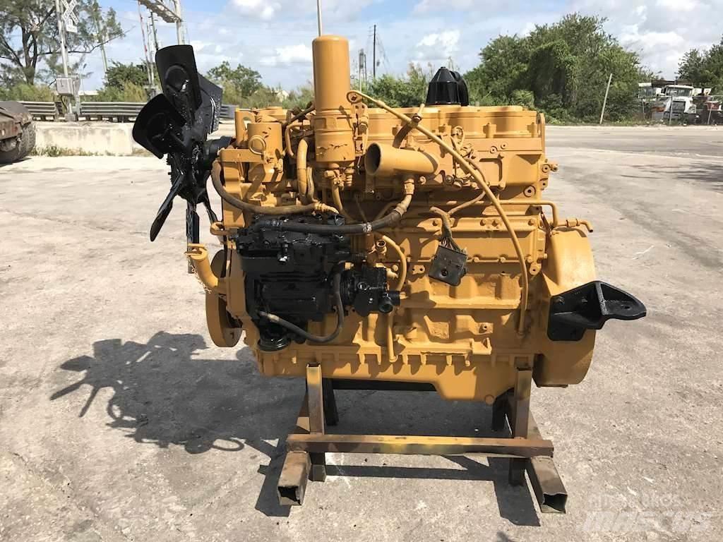 CAT 3126 エンジン
