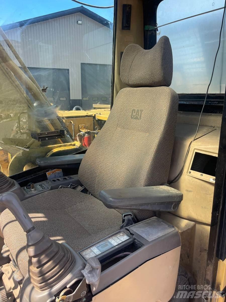 CAT 325BL 大型油圧ショベル12t以上（パワーショベル・ユンボ）