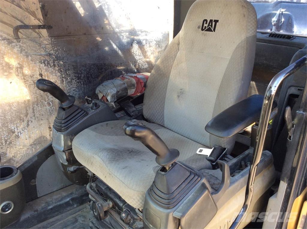 CAT 329DL 大型油圧ショベル12t以上（パワーショベル・ユンボ）