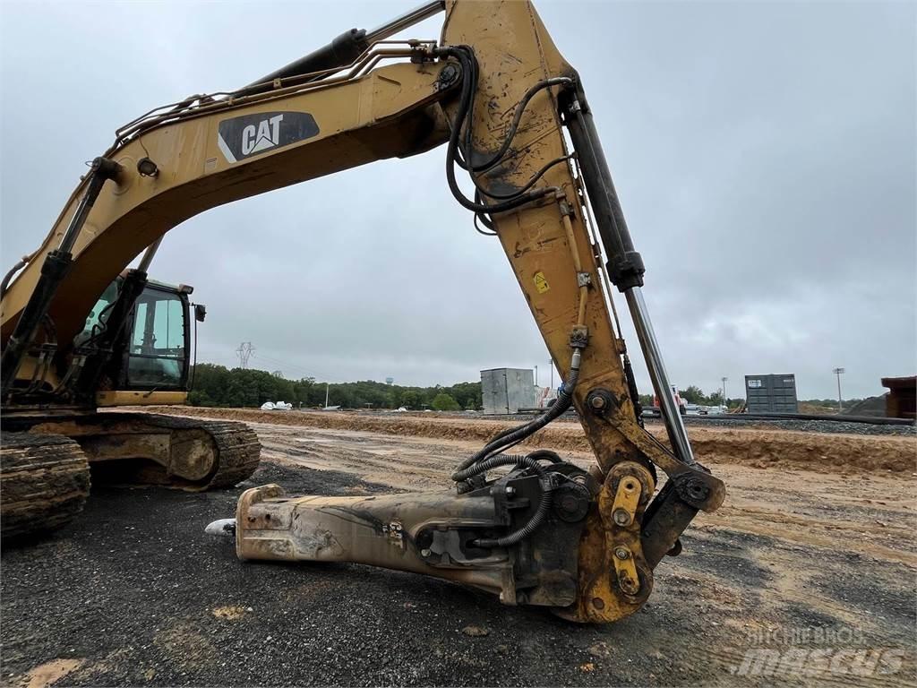 CAT 330DL 大型油圧ショベル12t以上（パワーショベル・ユンボ）