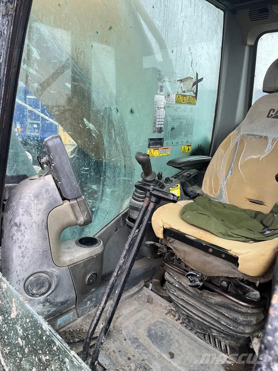 CAT 345CL 大型油圧ショベル12t以上（パワーショベル・ユンボ）