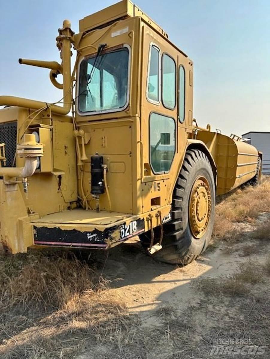CAT 621B 給水車