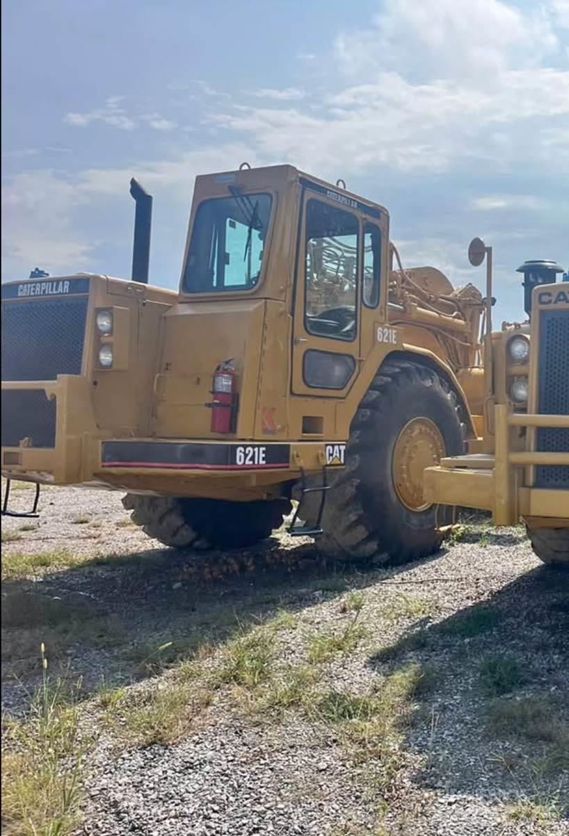 CAT 621E スクレイパー