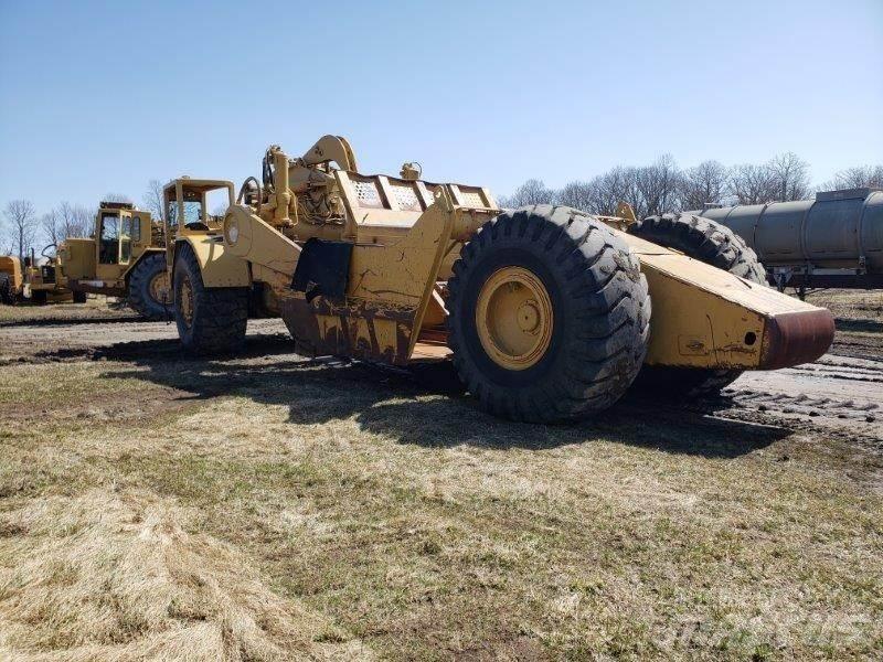 CAT 631D スクレイパー