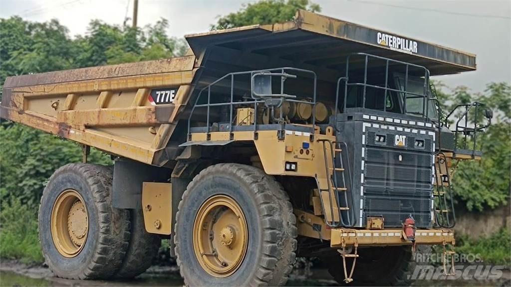 CAT 777E アーティキュレート式ダンプトラック