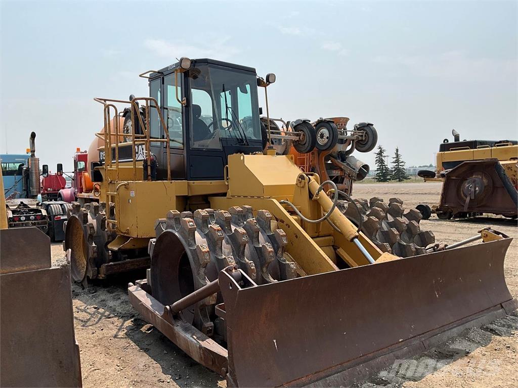 CAT 815F ソイルコンパクター